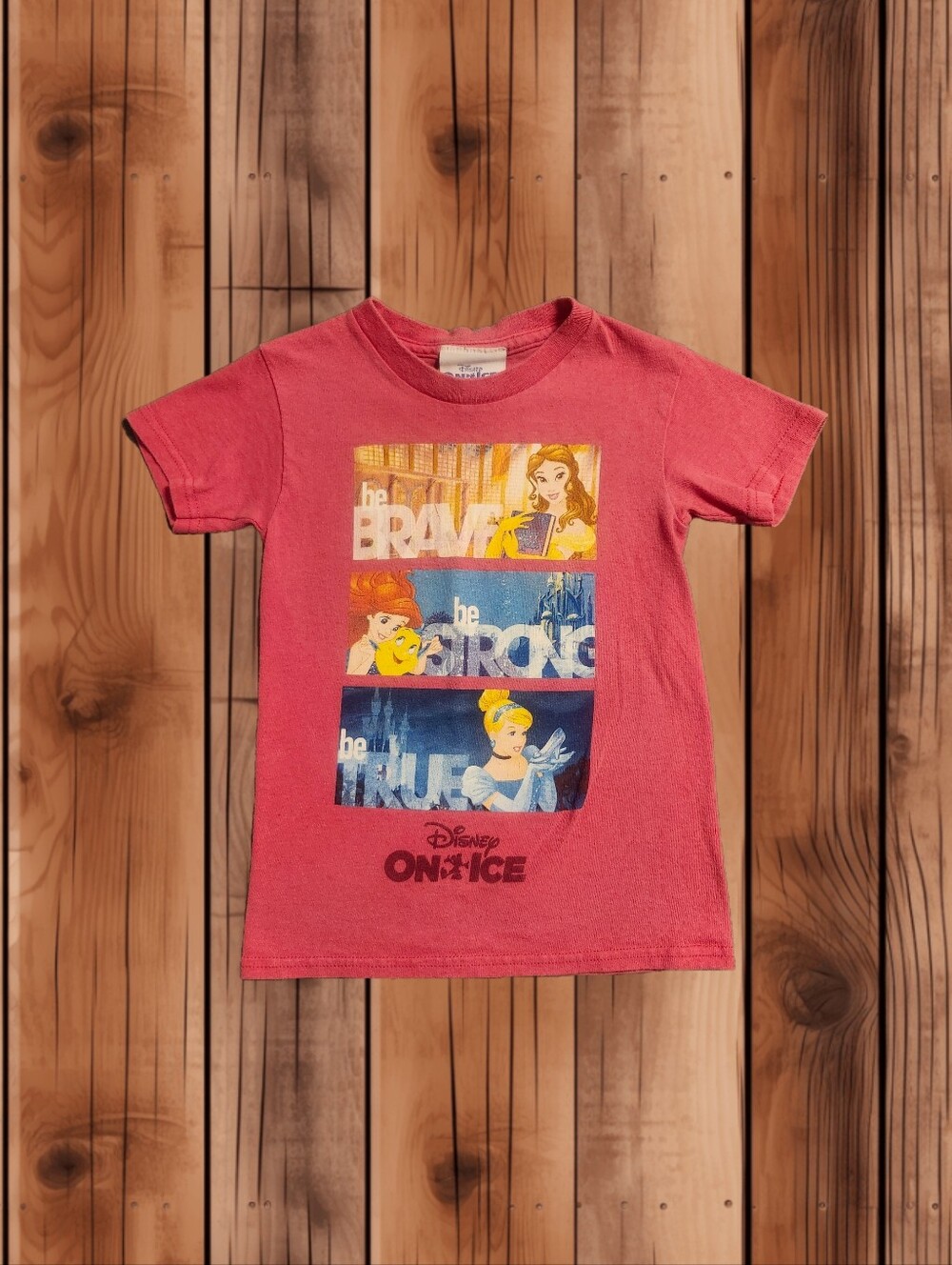 🔥5/$25🔥⛸️ Official Disney On Ice Princess Graphic Tee ⛸️